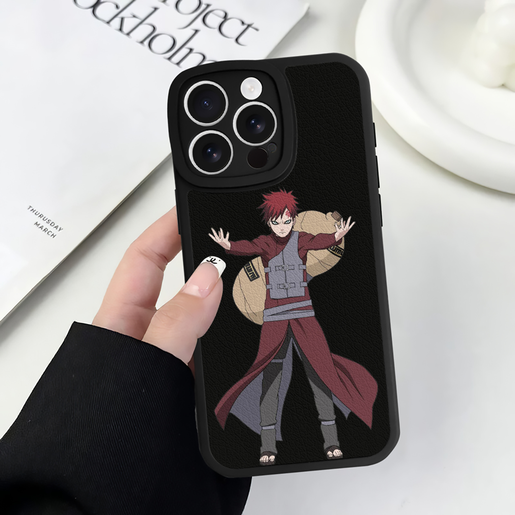 （画像用） NARUTO -ナルト- ガアラ Gaara 【iPhone 16シリーズ対応】シリコンスマホケース（レザー調） 材質：シリコン